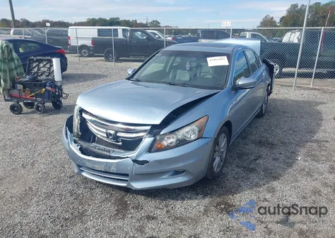 2012 Honda Accord 3.5 Ex-L z USA, uszkodzony, nr VIN 1HGCP3F80CA006923
